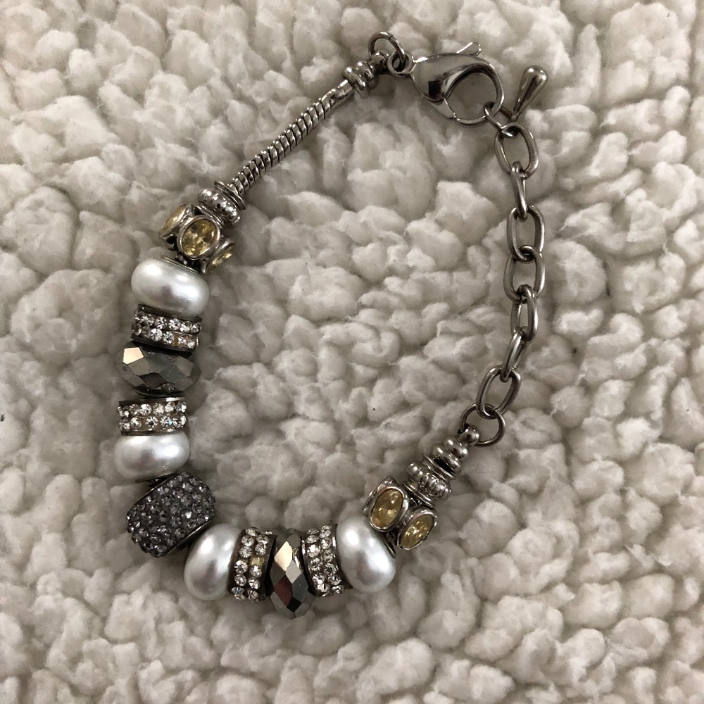 Silver, Pearl & Hematite Bracelet